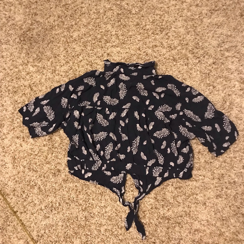 Urban short sleeve crop top